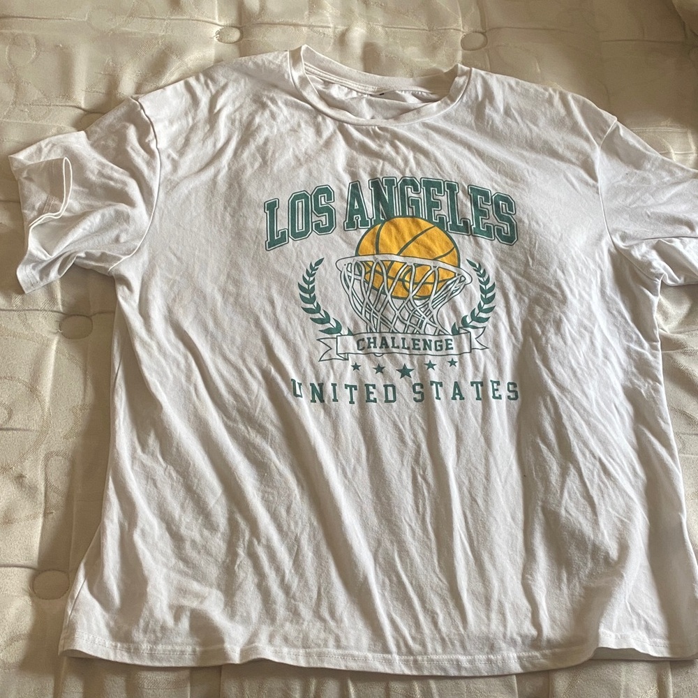 Los Angeles Graphic T-Shirt